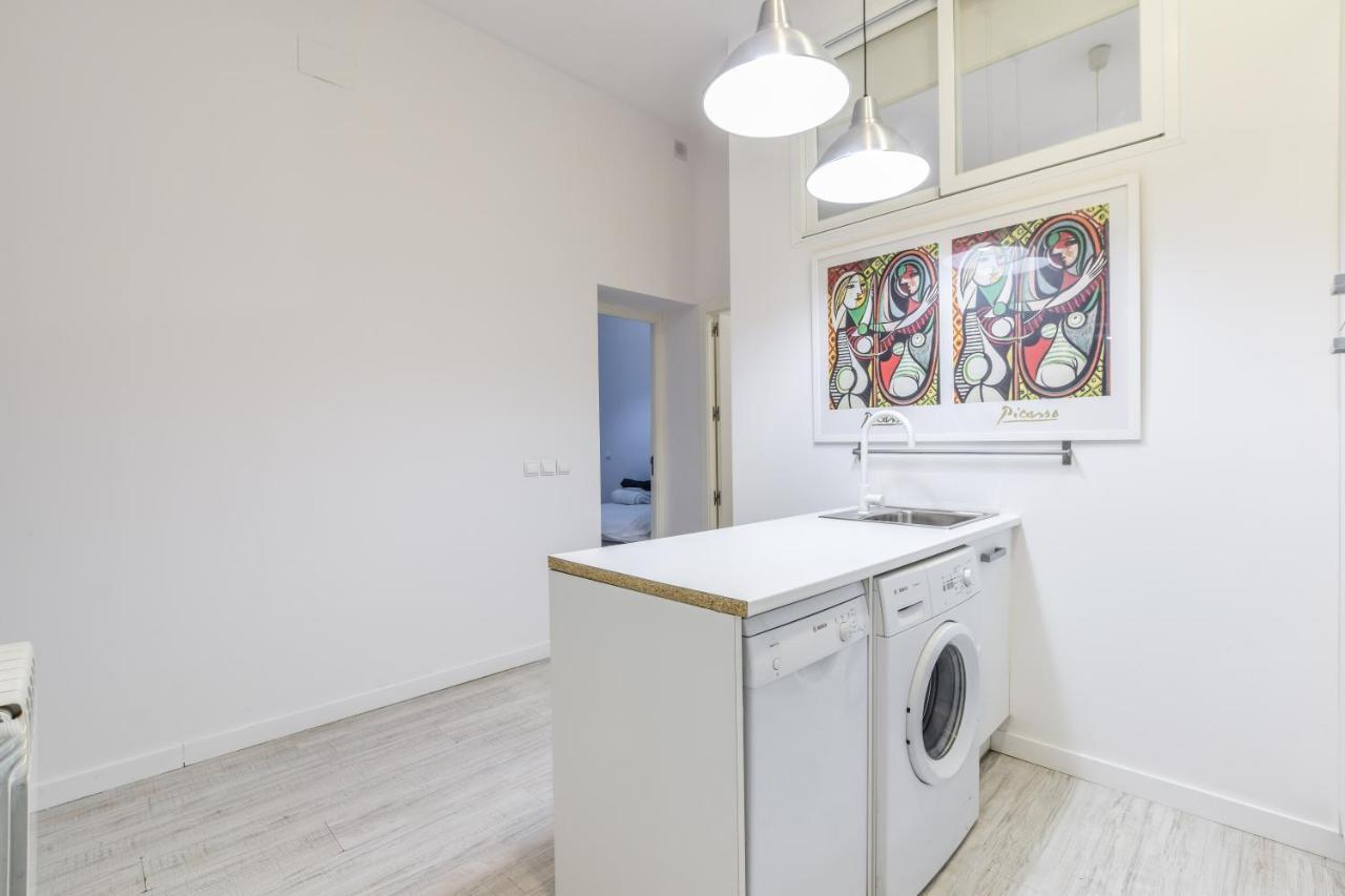 Amplio Apartamento En Malasana Para 6 Personas Lägenhet Madrid Exteriör bild